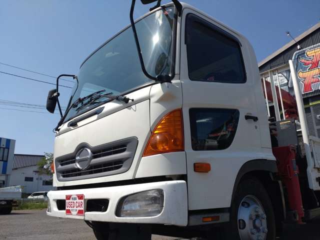 日野自動車レンジャー 4tユニック 4段クレーン ラジコン付|中古トラックの販売・買取・査定のアイナビ