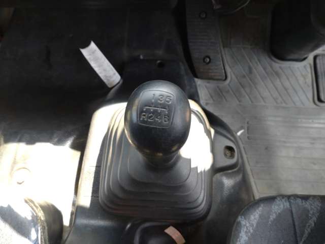 日野自動車レンジャー 4tユニック 4段クレーン ラジコン付|中古トラックの販売・買取・査定のアイナビ