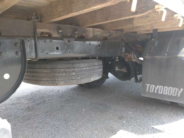 日野自動車レンジャー 4tユニック 4段クレーン ラジコン付|中古トラックの販売・買取・査定のアイナビ