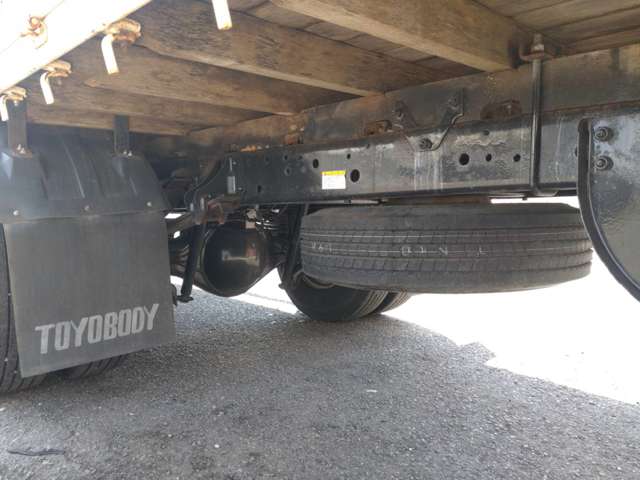 日野自動車レンジャー 4tユニック 4段クレーン ラジコン付|中古トラックの販売・買取・査定のアイナビ