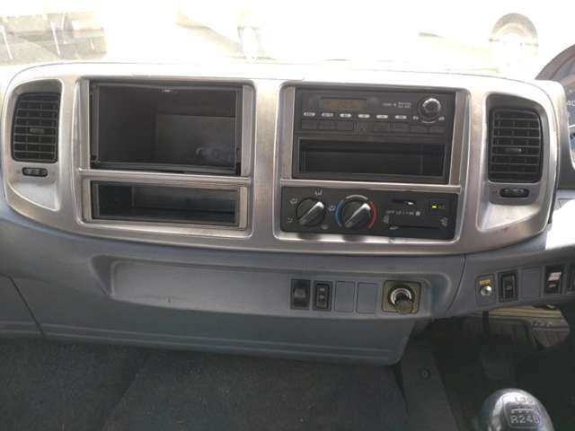 日野自動車レンジャー アームロール ハイブリッド車|中古トラックの販売・買取・査定のアイナビ