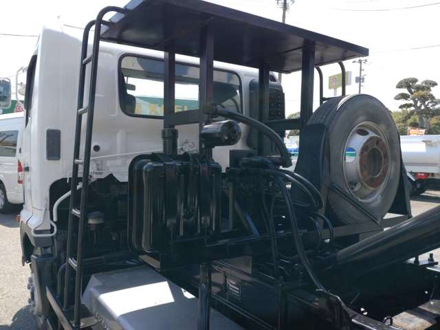 日野自動車レンジャー アームロール ハイブリッド車|中古トラックの販売・買取・査定のアイナビ