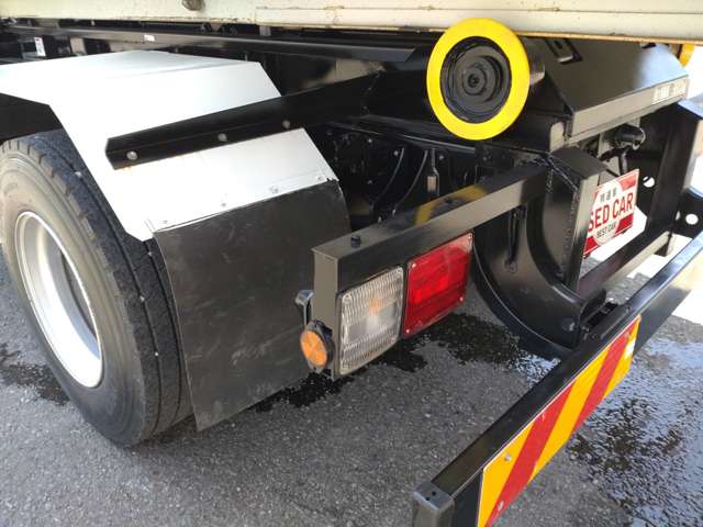 日野自動車レンジャー アームロール ハイブリッド車|中古トラックの販売・買取・査定のアイナビ