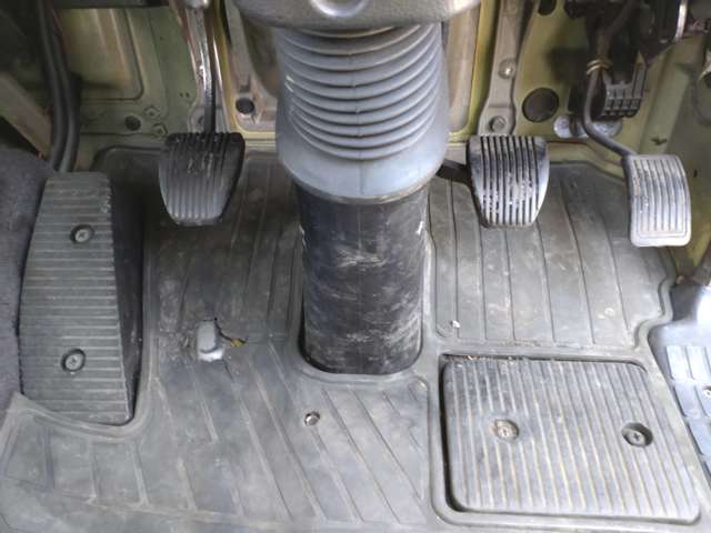 日野自動車レンジャー アームロール ハイブリッド車|中古トラックの販売・買取・査定のアイナビ