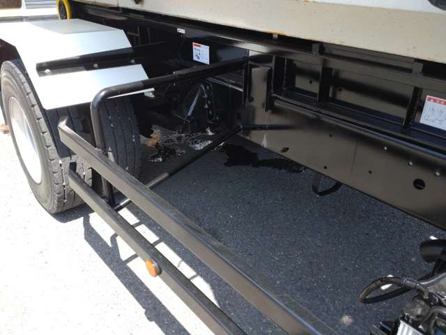 日野自動車レンジャー アームロール ハイブリッド車|中古トラックの販売・買取・査定のアイナビ