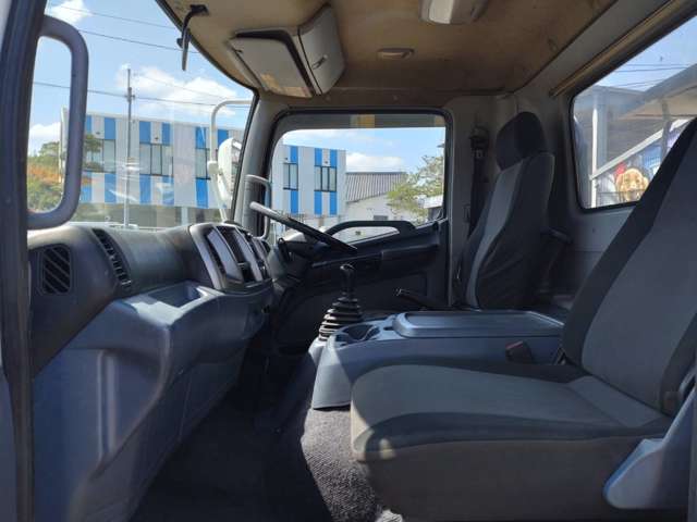 日野自動車レンジャー アームロール ハイブリッド車|中古トラックの販売・買取・査定のアイナビ