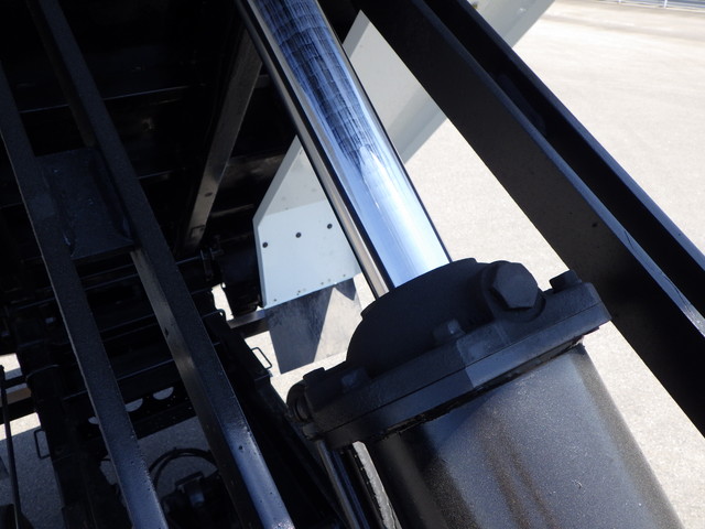 イスズQKG-CXZ77AT土砂禁ダンプ10t|中古トラックの販売・買取・査定のアイナビ