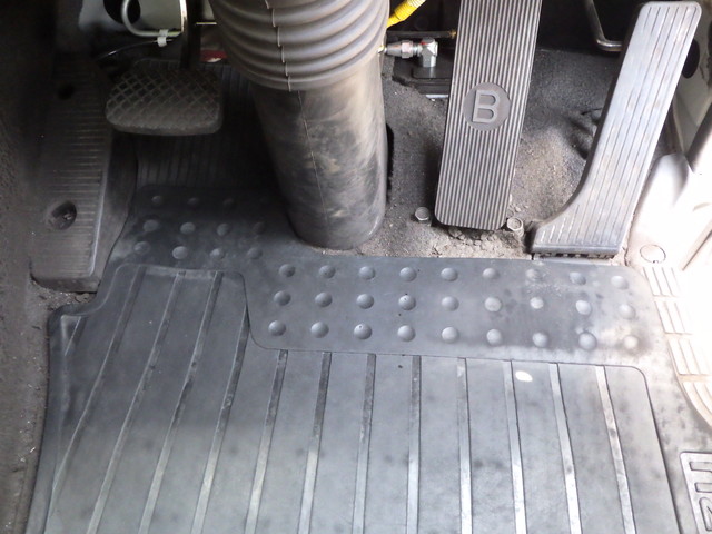 イスズQKG-CXZ77AT土砂禁ダンプ10t|中古トラックの販売・買取・査定のアイナビ