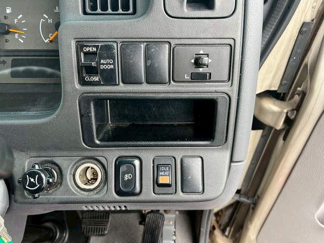 総輪エアサス★観光仕様★定員29人★自動扉★自動ステップ|中古トラックの販売・買取・査定のアイナビ