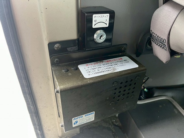 総輪エアサス★観光仕様★定員29人★自動扉★自動ステップ|中古トラックの販売・買取・査定のアイナビ