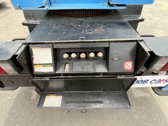 三菱ふそうキャンター高所作業車|中古トラックの販売・買取・査定のアイナビ