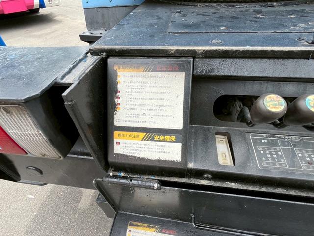 三菱ふそうキャンター高所作業車|中古トラックの販売・買取・査定のアイナビ