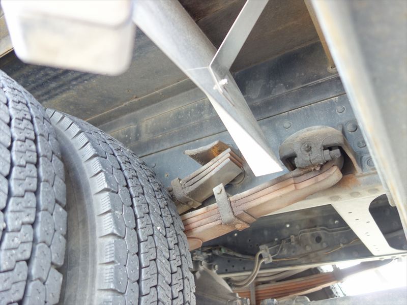 増tセルフクレーン 3段ラジコン ウインチ 中型免許対応|中古トラックの販売・買取・査定のアイナビ