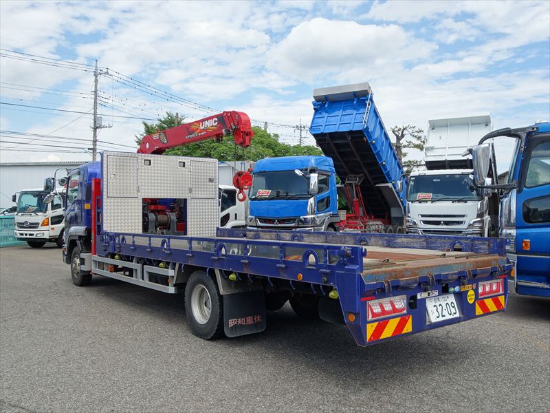 増tセルフクレーン 3段ラジコン ウインチ 中型免許対応|中古トラックの販売・買取・査定のアイナビ