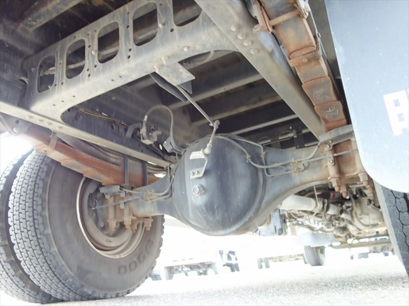 増tセルフクレーン 3段ラジコン ウインチ 中型免許対応|中古トラックの販売・買取・査定のアイナビ