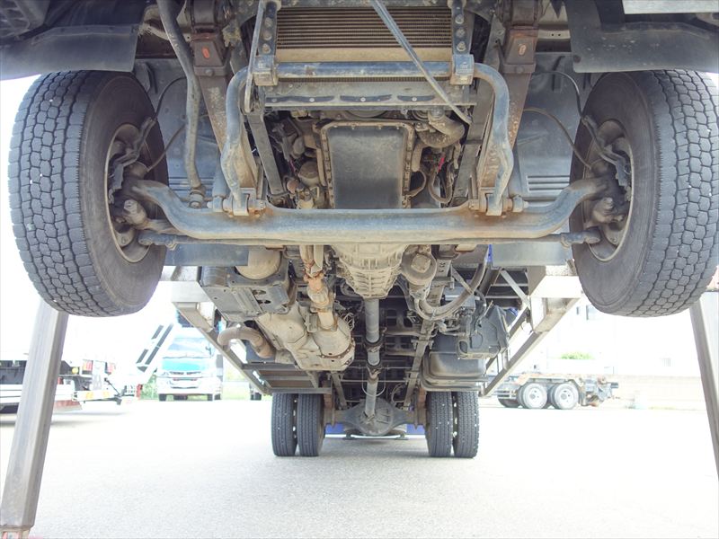 増tセルフクレーン 3段ラジコン ウインチ 中型免許対応|中古トラックの販売・買取・査定のアイナビ