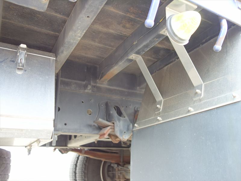 増tセルフクレーン 3段ラジコン ウインチ 中型免許対応|中古トラックの販売・買取・査定のアイナビ