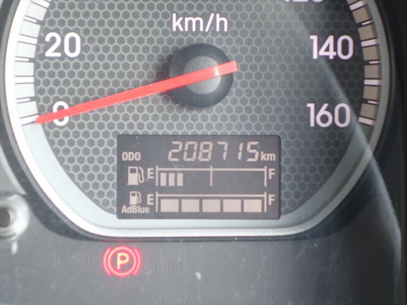 増tセルフクレーン 3段ラジコン ウインチ 中型免許対応|中古トラックの販売・買取・査定のアイナビ