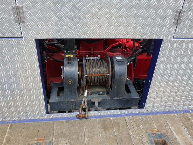 増tセルフクレーン 3段ラジコン ウインチ 中型免許対応|中古トラックの販売・買取・査定のアイナビ