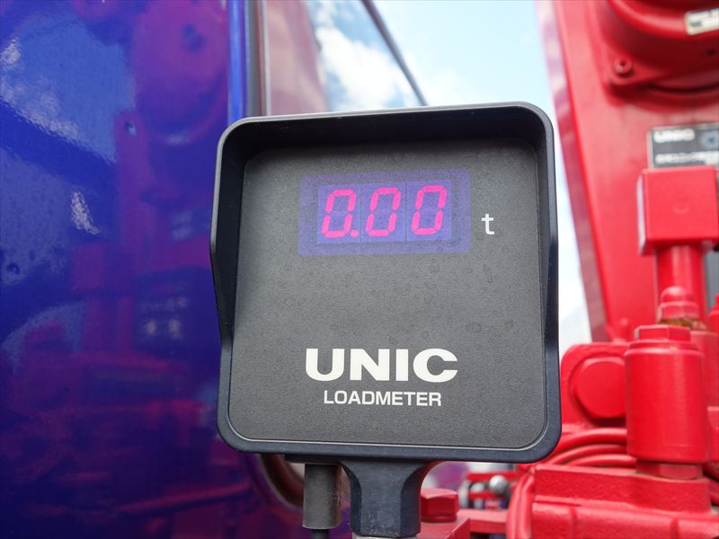 増tセルフクレーン 3段ラジコン ウインチ 中型免許対応|中古トラックの販売・買取・査定のアイナビ