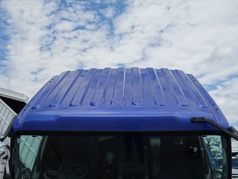 増tセルフクレーン 3段ラジコン ウインチ 中型免許対応|中古トラックの販売・買取・査定のアイナビ