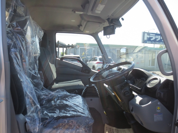 トヨタトヨエースワイドロングドライバン|中古トラックの販売・買取・査定のアイナビ