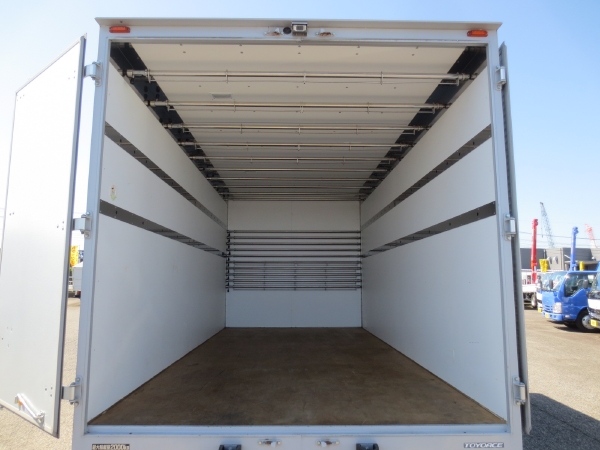 トヨタトヨエースワイドロングドライバン|中古トラックの販売・買取・査定のアイナビ