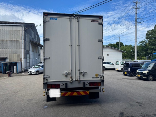 H28クオン AT 4軸低床13.5t Rエアサス フルハーフ|中古トラックの販売・買取・査定のアイナビ