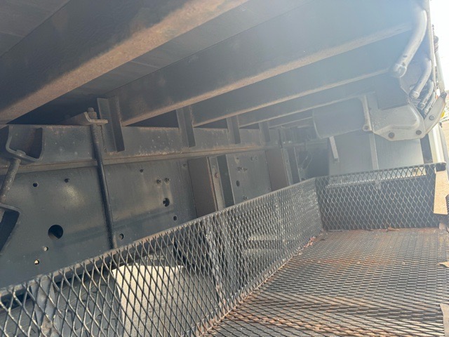 H28検付Sグレートアルミブロック床鉄板7MT Rエアサス|中古トラックの販売・買取・査定のアイナビ