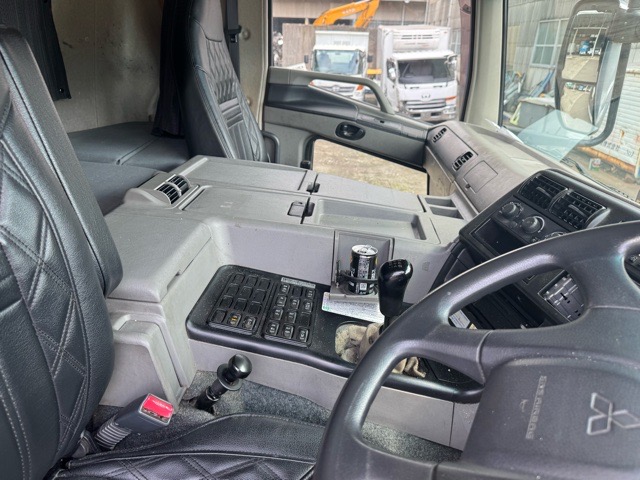 H28検付Sグレートアルミブロック床鉄板7MT Rエアサス|中古トラックの販売・買取・査定のアイナビ