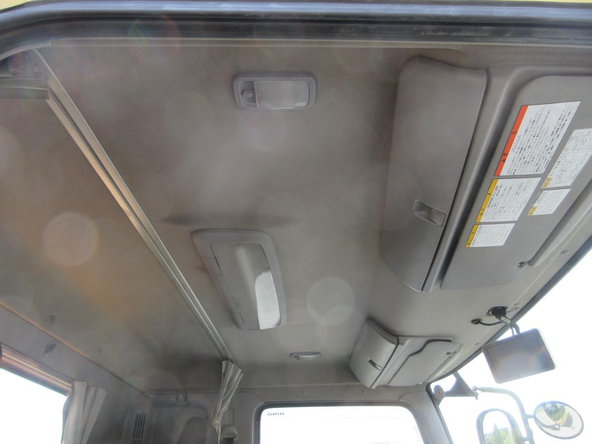 レンジャー 積載11トン コンクリートミキサー車 カヤバ!!|中古トラックの販売・買取・査定のアイナビ