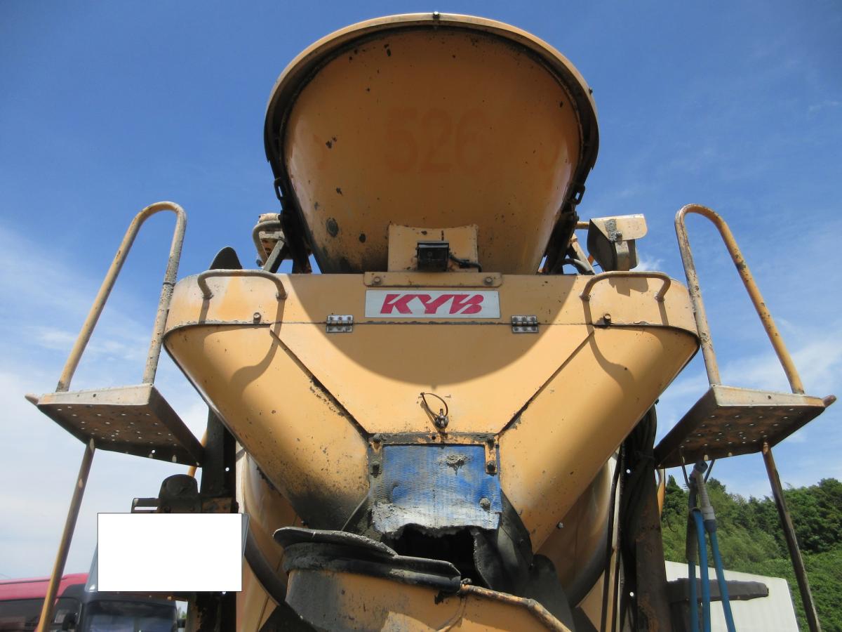 レンジャー 積載11トン コンクリートミキサー車 カヤバ!!|中古トラックの販売・買取・査定のアイナビ