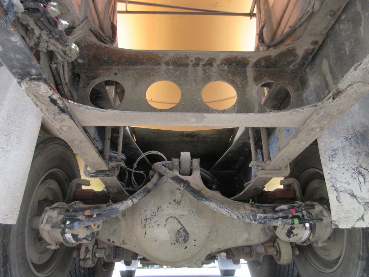 レンジャー 積載11トン コンクリートミキサー車 カヤバ!!|中古トラックの販売・買取・査定のアイナビ