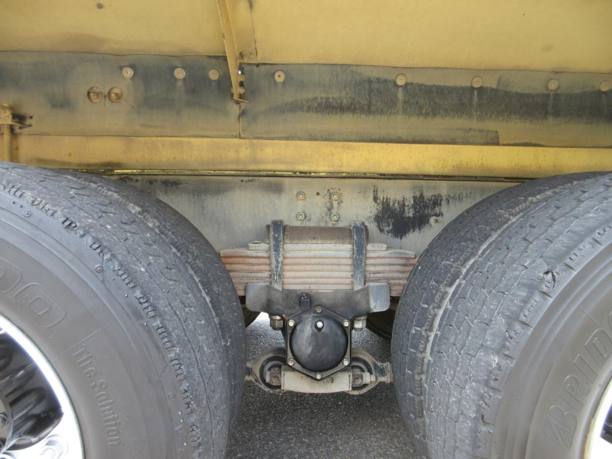 レンジャー 積載11トン コンクリートミキサー車 カヤバ!!|中古トラックの販売・買取・査定のアイナビ