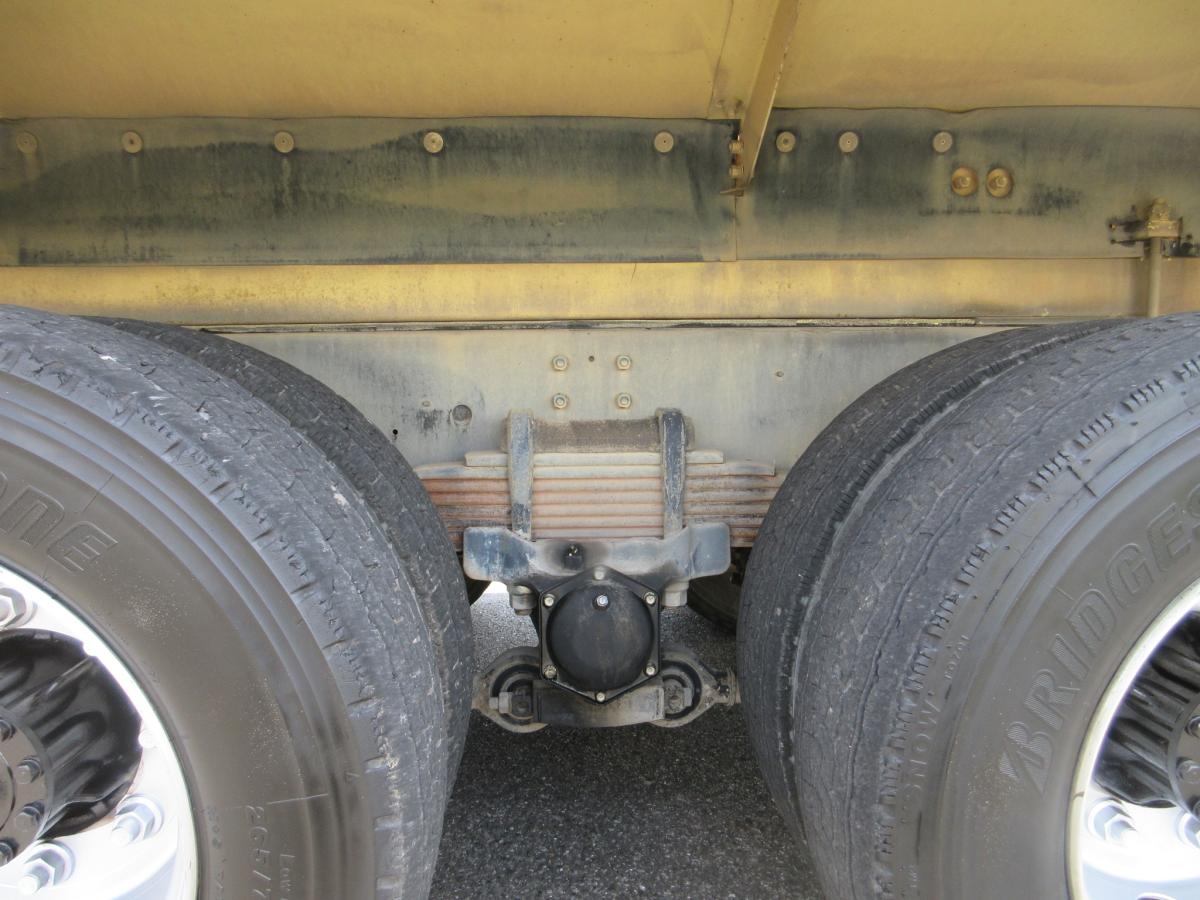 レンジャー 積載11トン コンクリートミキサー車 カヤバ!!|中古トラックの販売・買取・査定のアイナビ