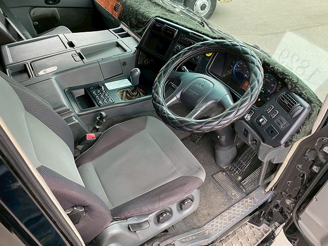 トラクターヘッドハイルーフ後輪エアサス10t45t牽引|中古トラックの販売・買取・査定のアイナビ