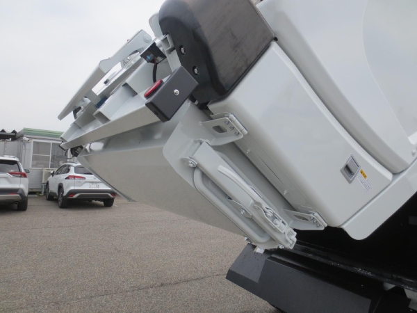 三菱キャンタープレスパッカー|中古トラックの販売・買取・査定のアイナビ