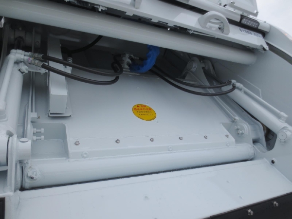 三菱キャンタープレスパッカー|中古トラックの販売・買取・査定のアイナビ