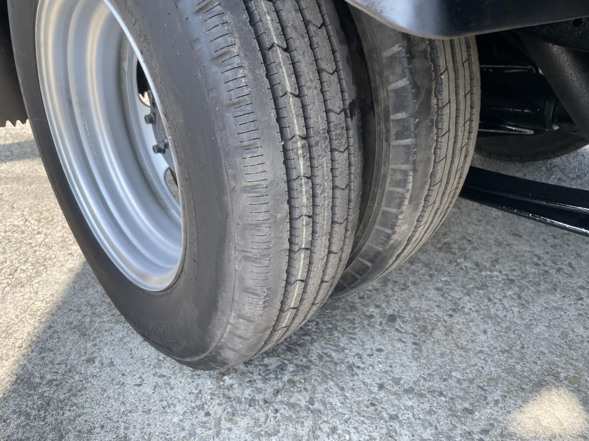 R1キャンター 2t平ボディ アルミブロック|中古トラックの販売・買取・査定のアイナビ