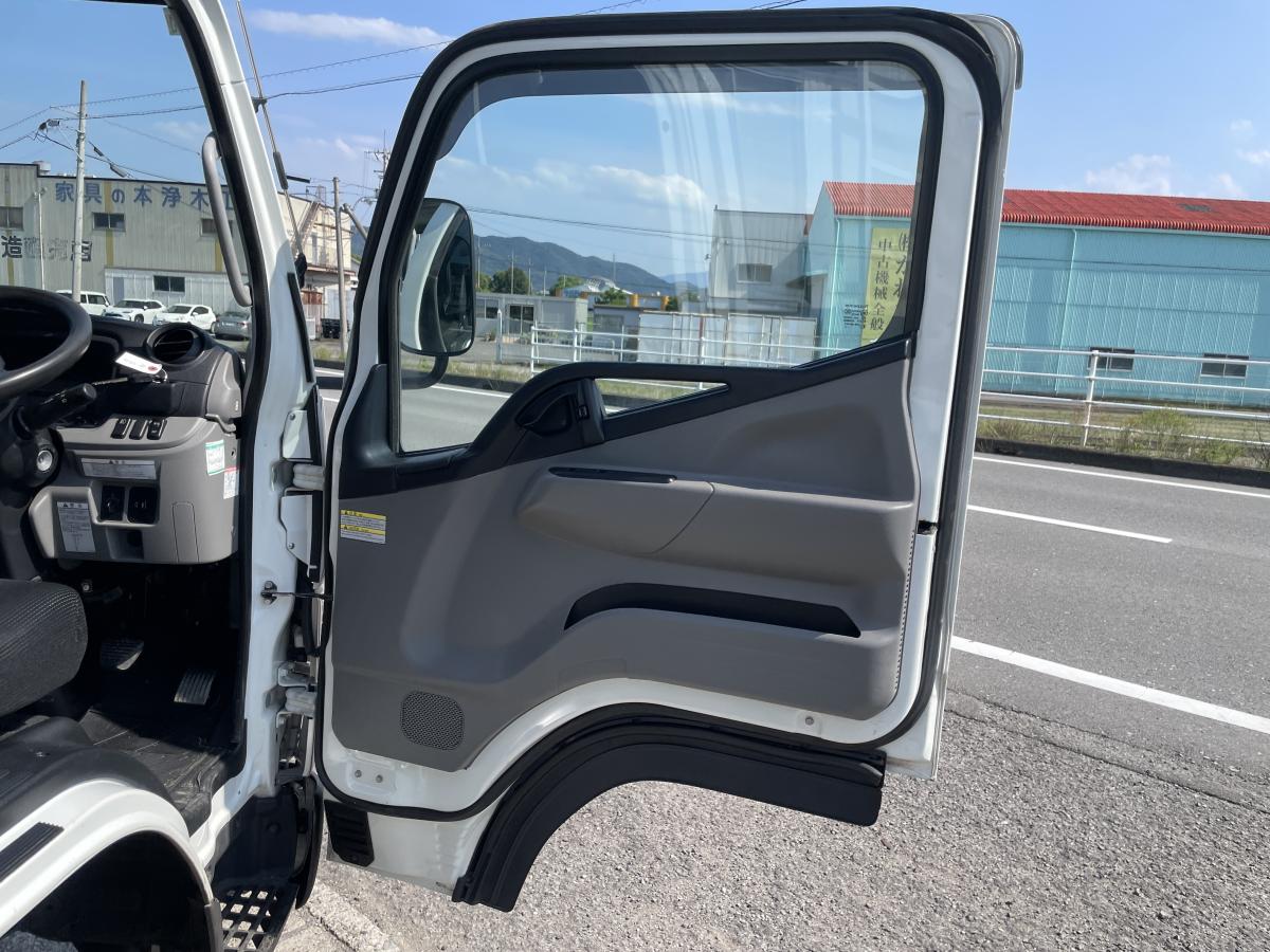 R1キャンター 2t平ボディ アルミブロック|中古トラックの販売・買取・査定のアイナビ