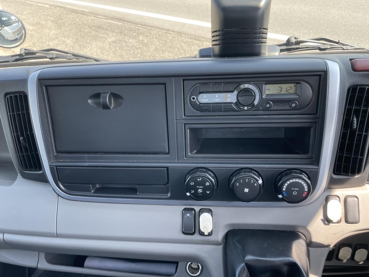 R1キャンター 2t平ボディ アルミブロック|中古トラックの販売・買取・査定のアイナビ