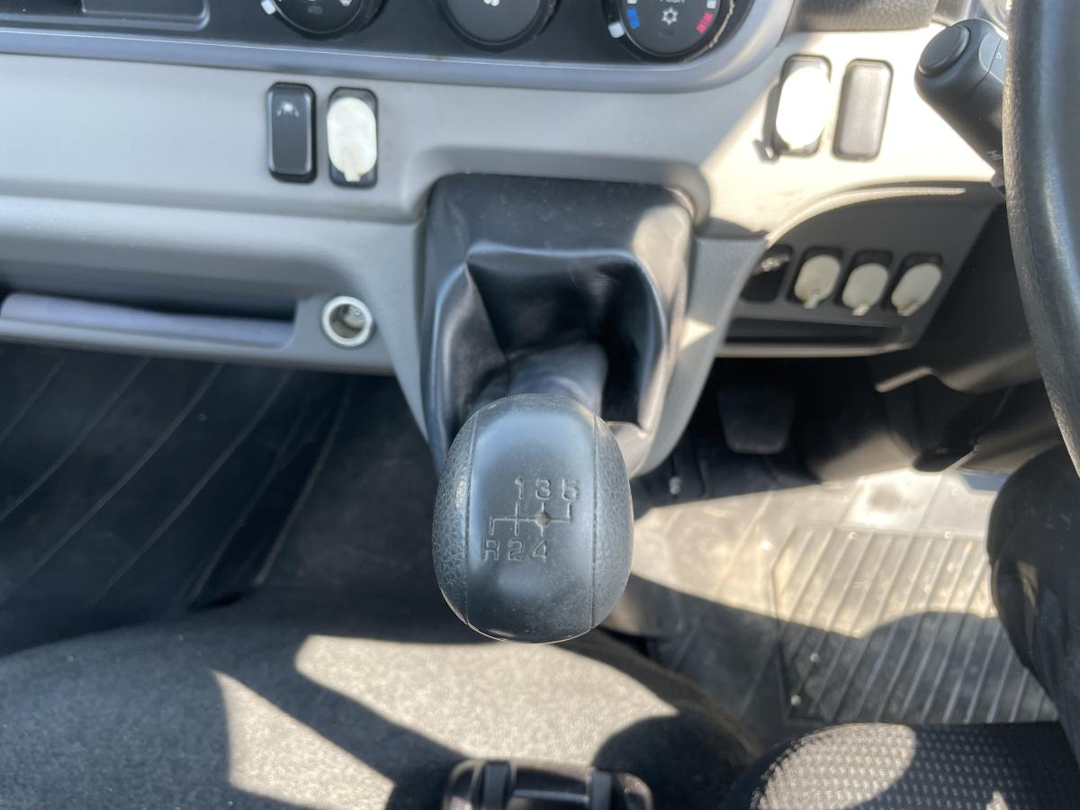 R1キャンター 2t平ボディ アルミブロック|中古トラックの販売・買取・査定のアイナビ