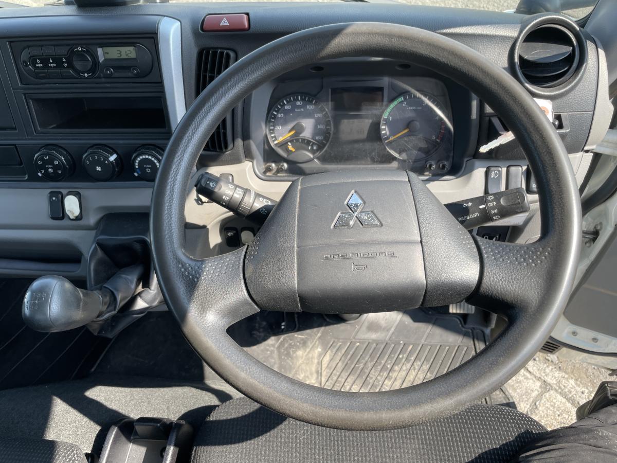 R1キャンター 2t平ボディ アルミブロック|中古トラックの販売・買取・査定のアイナビ