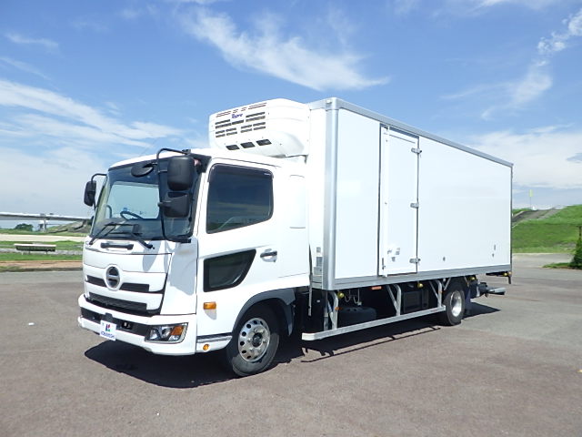 日野 平成31年式 格納ゲート付き 冷凍バン|中古トラックの販売・買取・査定のアイナビ