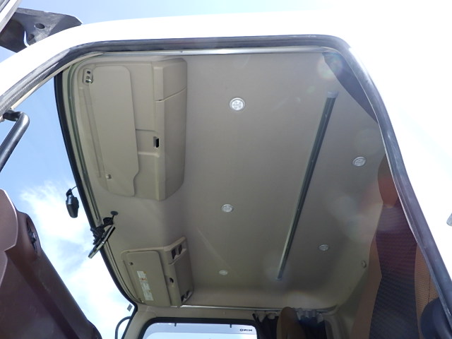 日野 平成31年式 格納ゲート付き 冷凍バン|中古トラックの販売・買取・査定のアイナビ