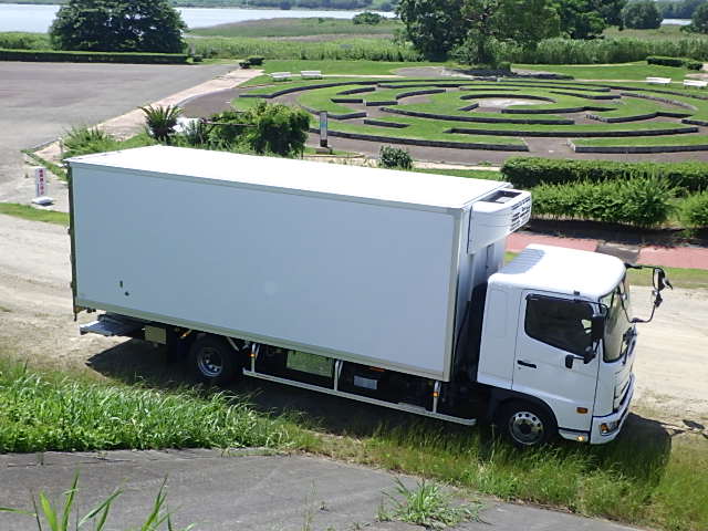 日野 平成31年式 格納ゲート付き 冷凍バン|中古トラックの販売・買取・査定のアイナビ