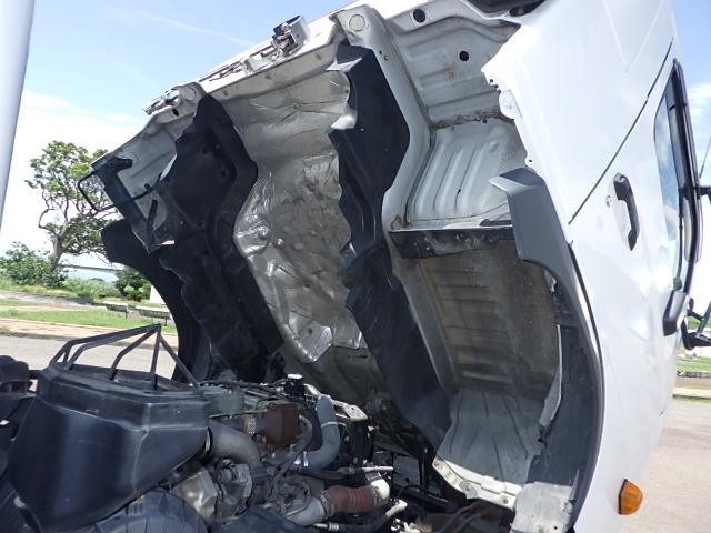 日野 平成31年式 格納ゲート付き 冷凍バン|中古トラックの販売・買取・査定のアイナビ