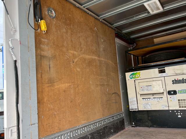 トヨタ ダイナ アルミバン|中古トラックの販売・買取・査定のアイナビ