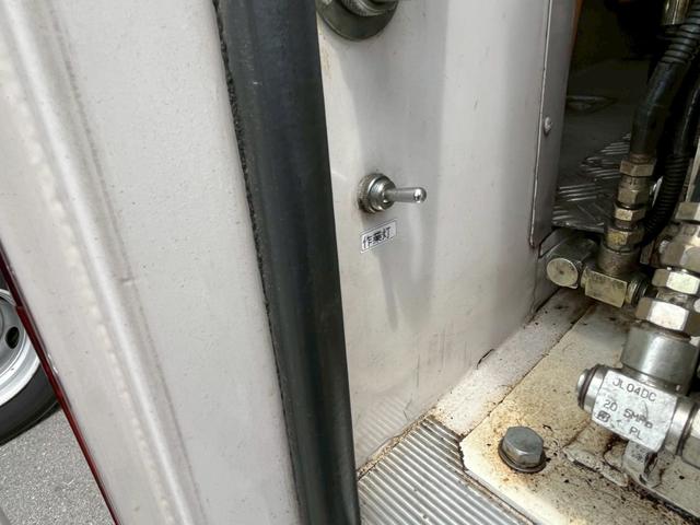 日野メルファバス|中古トラックの販売・買取・査定のアイナビ