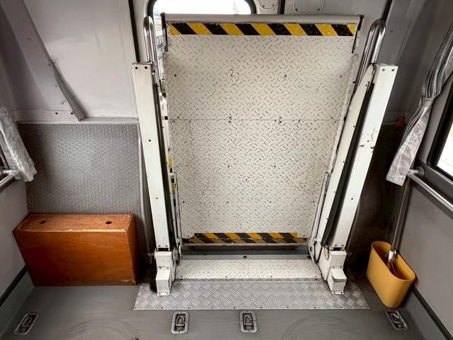 日野メルファバス|中古トラックの販売・買取・査定のアイナビ